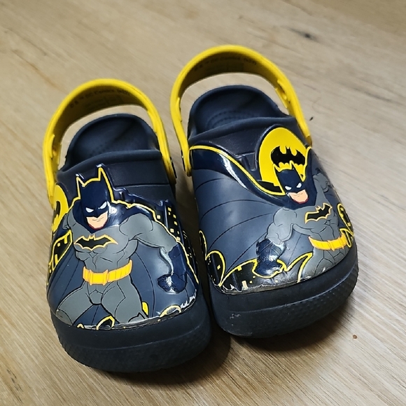CROCS Other - CROCS Black and Yellow Batman Slippers